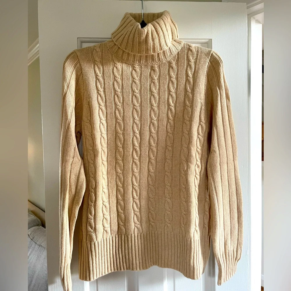 Women’s J. Crew Turtleneck Cableknit Sweater - Picture 1 of 3